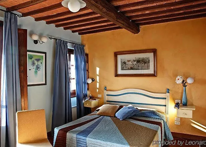 Borgo Tre Rose 3* Valiano