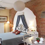 Borgo Tre Rose Hotel 3*