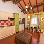 Borgo Tre Rose Valiano