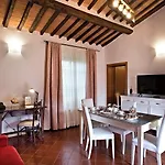 Borgo Tre Rose Hotel Valiano