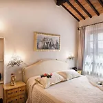 Hotel Borgo Tre Rose Valiano