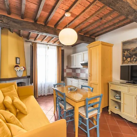 Borgo Tre Rose Hotel Valiano