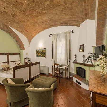 Hotel Borgo Tre Rose Valiano