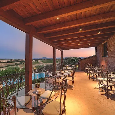 Borgo Tre Rose Hotel 3*