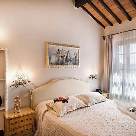 Hotel Borgo Tre Rose Valiano