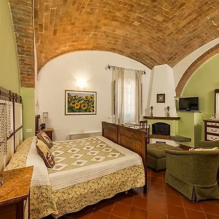Отель Borgo Tre Rose