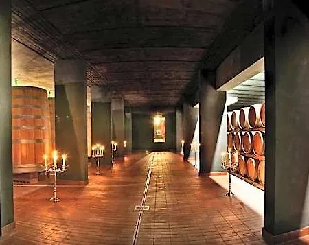 Borgo Tre Rose Отель Valiano