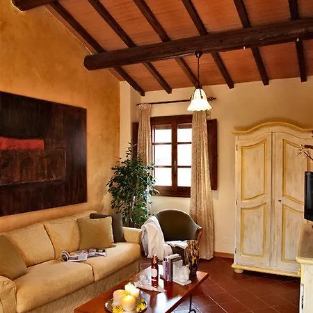 Borgo Tre Rose Hotel