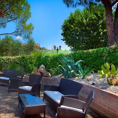 Borgo Tre Rose Valiano