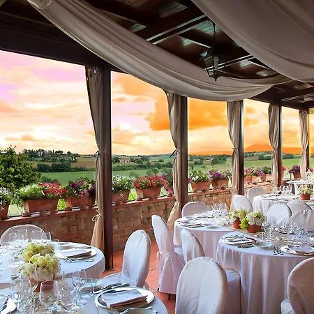 Borgo Tre Rose 3* Valiano