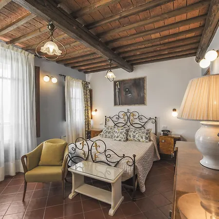 Hotel Borgo Tre Rose Valiano